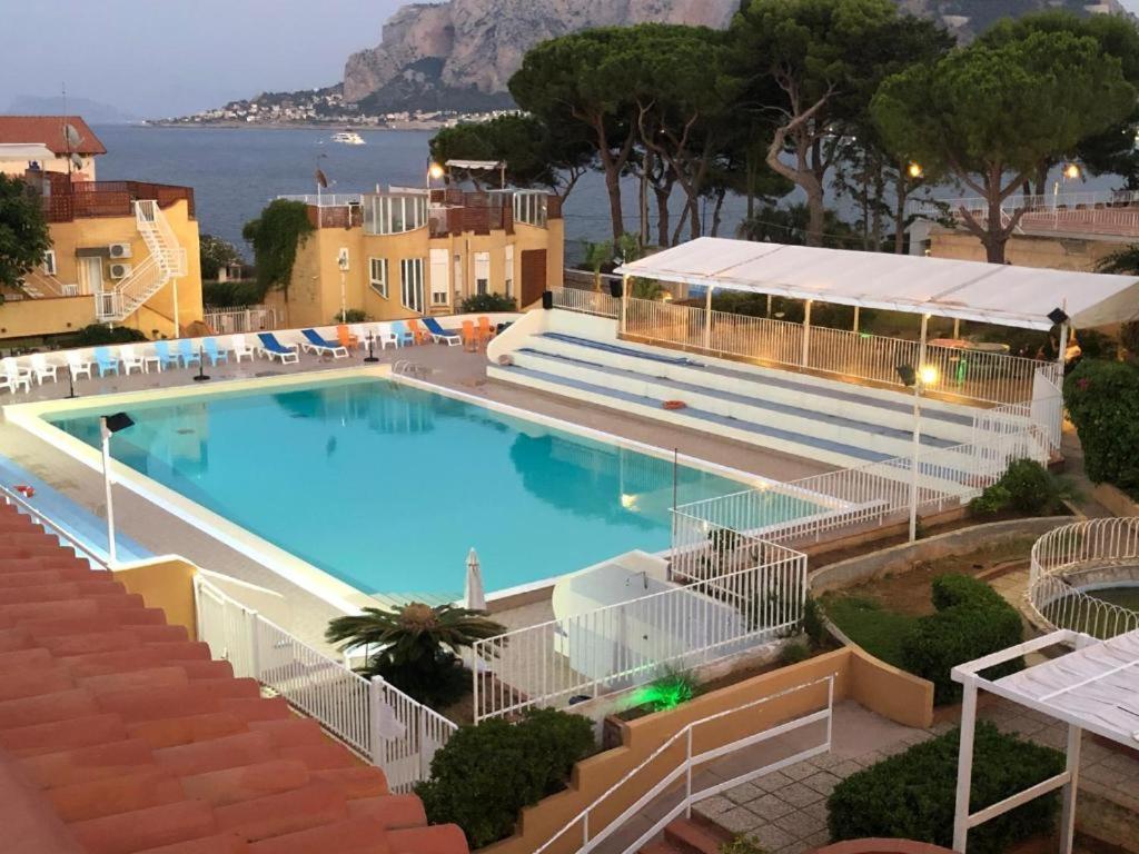 Ashur310 Residence Mondello Exteriör bild