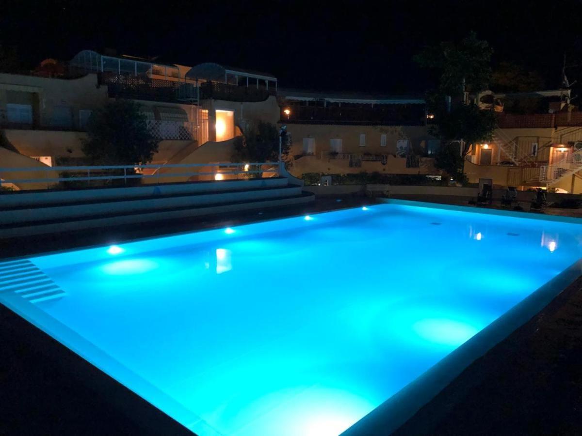 Ashur310 Residence Mondello Exteriör bild